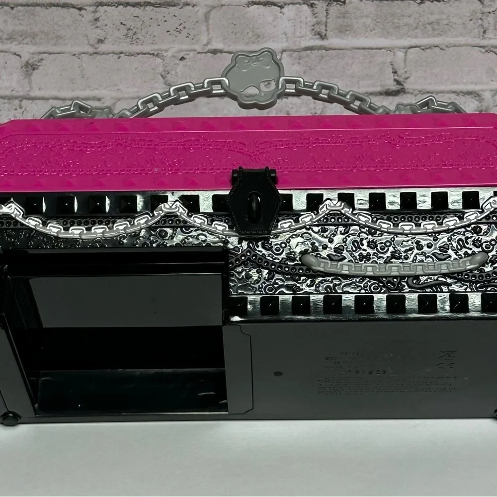 Monster High Authentic Create a Monster Design Lab 2011 Pink Black Coffin Only